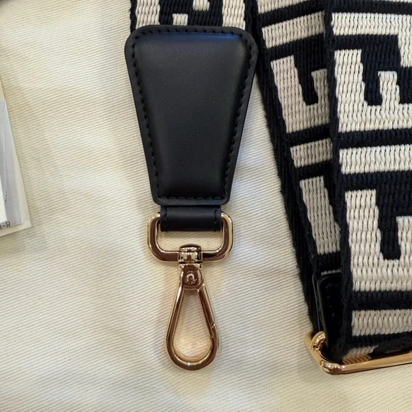Fendi Strap You Black Ribbon Shoulder Strap - Picture 4 of 8
